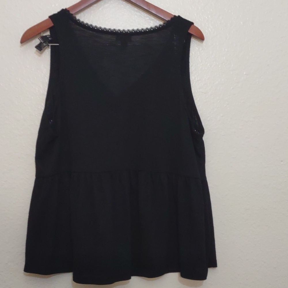 Torrid Black Scoop Neck Sleeveless Tank Top - Picture 5 of 9